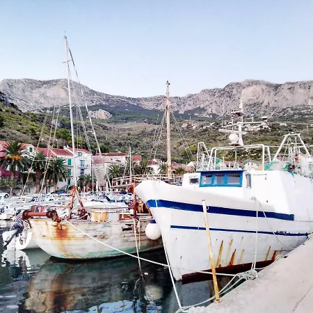 Ubytovani Diego - Autokamp Boban Drvenik (Split-Dalmatia)